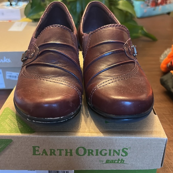 Earth Origins Women's Burgundy Victoria  Loafers -size 8 - Picture 6 of 6
